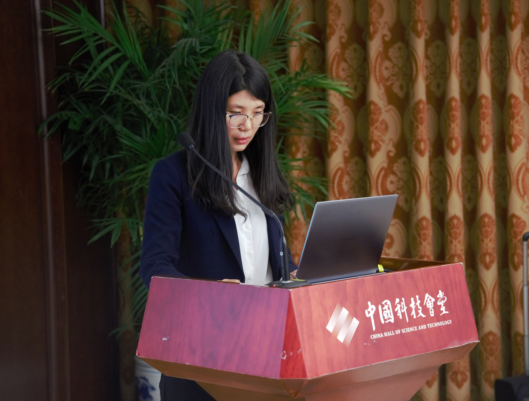 公共服務(wù)平臺參加中招協(xié)召開的《網(wǎng)絡(luò)共享數(shù)字證書技術(shù)標(biāo)準(zhǔn)》論證會